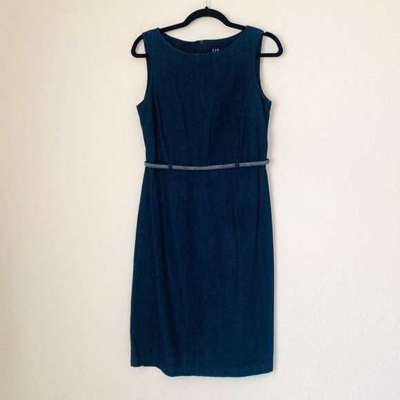 GAP Denim Jean Dress Womens 6 Sleeveless Dark Wash Contrast Belt 100% Cotton - Picture 1 of 11